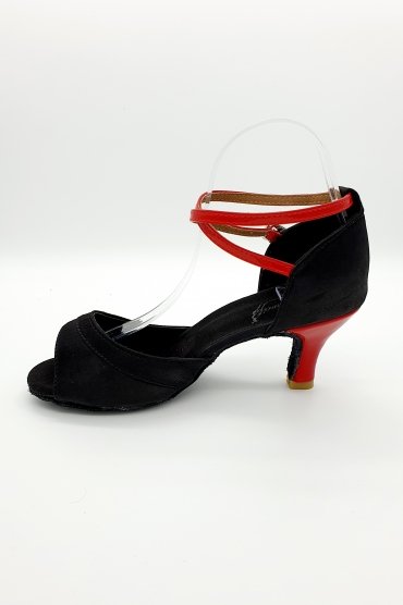 Tanzschuhe D0008LA - Damen Latein Tanzschuh Sandalette Satin schwarz rot Salsa Riemchen 3