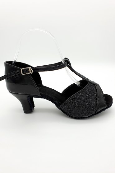 Tanzschuhe D0009LA - Damen Latein Tanzschuh Sandalette schwarz Lack glitter T-Steg